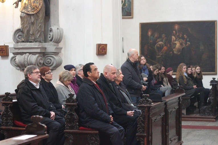 Relikwie św. Wacława już we Wrocławiu