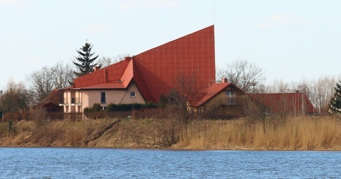 Parafia na cztery i pół wioski