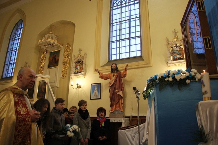 Powitanie ikony MB Częstochowskiej w Brzozowie