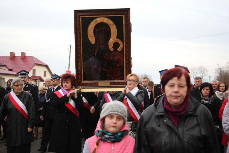 Powitanie ikony MB Częstochowskiej w Brzozowie