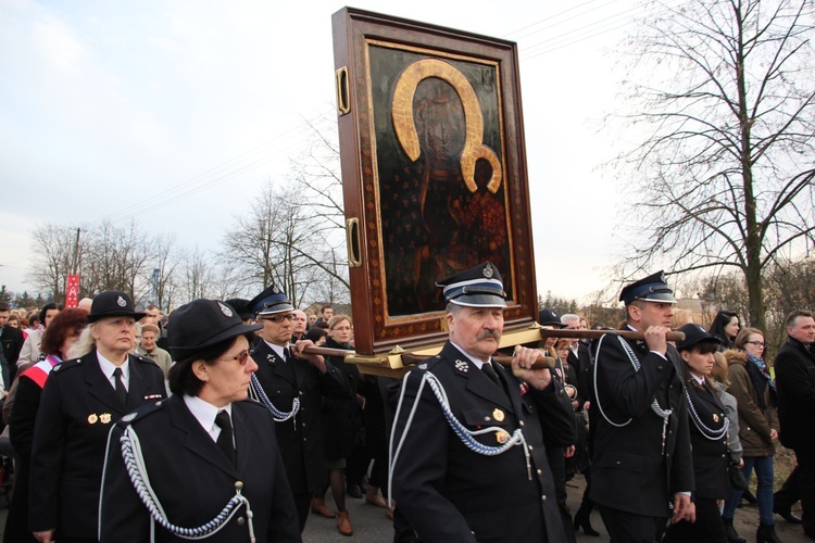 Powitanie ikony MB Częstochowskiej w Brzozowie