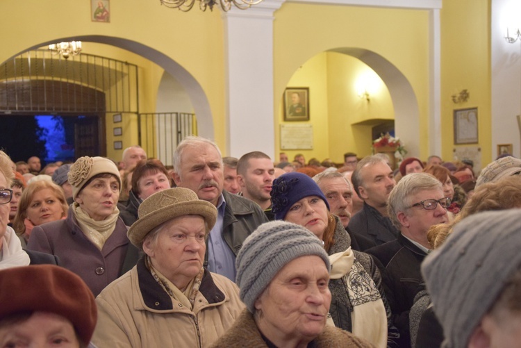 Powitanie ikony MB Częstochowskiej w Iłowie