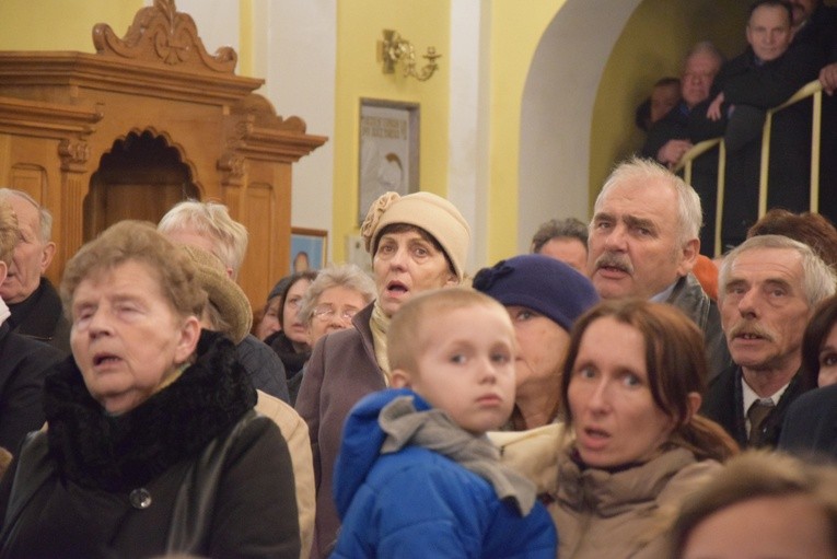 Powitanie ikony MB Częstochowskiej w Iłowie