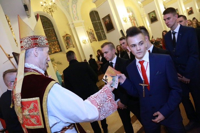 Bierzmowanie w Oleśnie