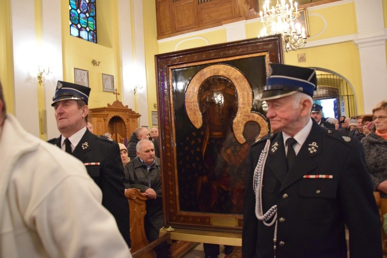 Powitanie ikony MB Częstochowskiej w Iłowie