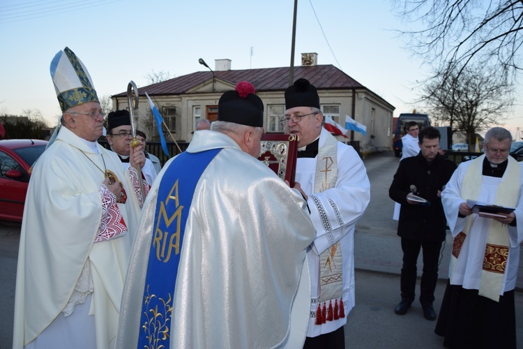 Powitanie ikony MB Częstochowskiej w Zycku