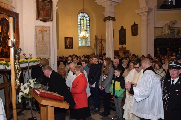Powitanie ikony MB Częstochowskiej w Słubicach