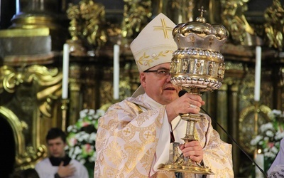 Św. Jadwiga pokazuje nam, że nie ma życia na próbę