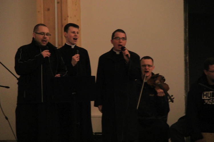 Wieczór modlitwy za kapłanów