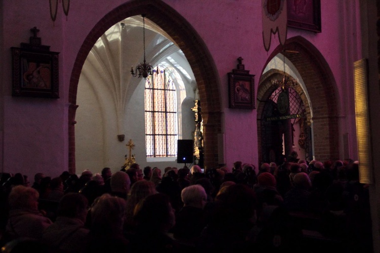 "14 katedr" w Oliwie