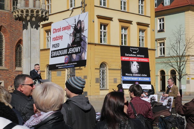 Ogólnopolska manifestacja przeciw szkodliwej ideologii Świadków Jehowy