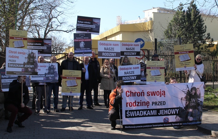 Ogólnopolska manifestacja przeciw szkodliwej ideologii Świadków Jehowy