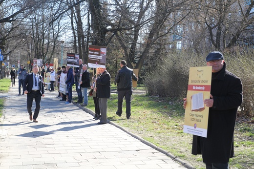 Ogólnopolska manifestacja przeciw szkodliwej ideologii Świadków Jehowy