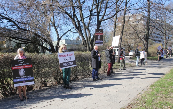 Ogólnopolska manifestacja przeciw szkodliwej ideologii Świadków Jehowy