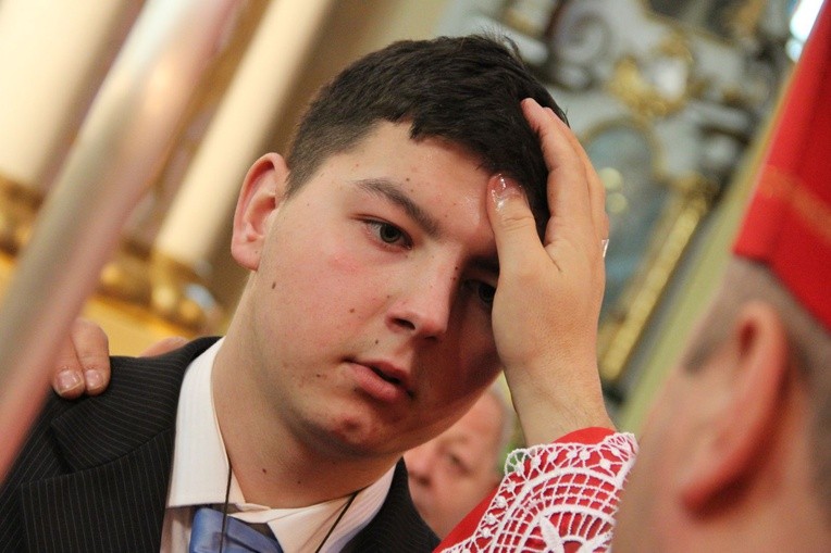 Bierzmowanie w Porąbce Uszewskiej