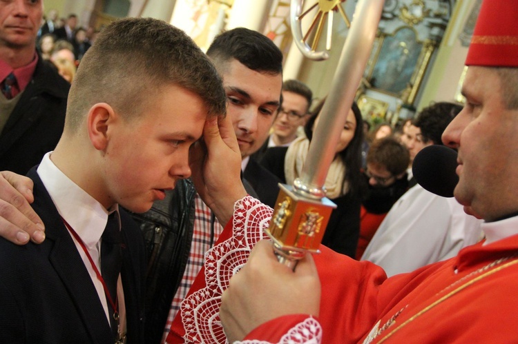 Bierzmowanie w Porąbce Uszewskiej