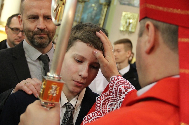 Bierzmowanie w Porąbce Uszewskiej