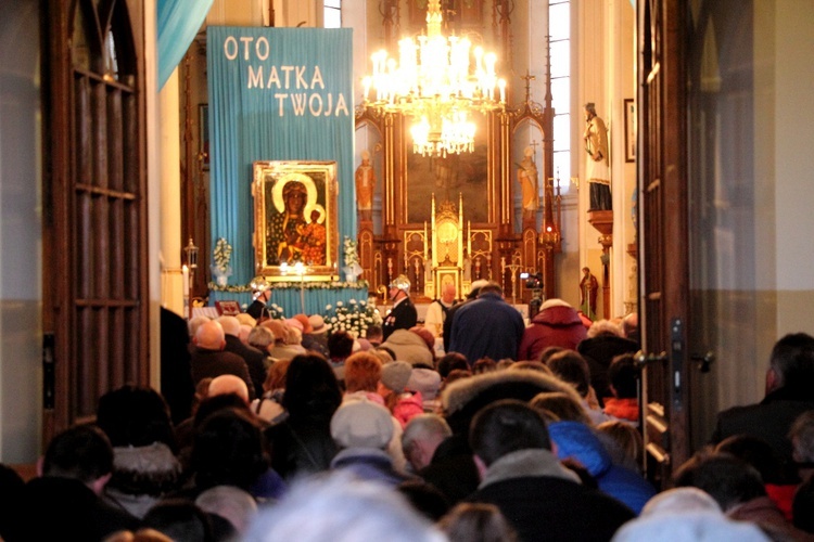 Powitanie ikony MB Częstochowskiej w Pacynie