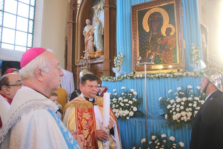 Powitanie ikony MB Częstochowskiej w Pacynie