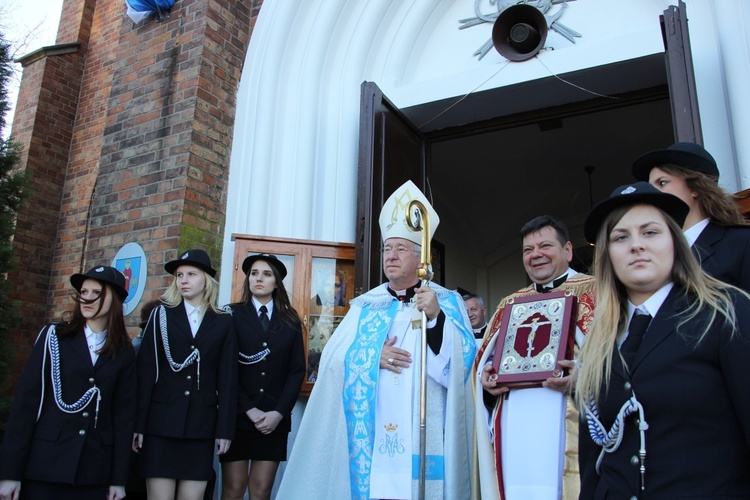 Powitanie ikony MB Częstochowskiej w Pacynie