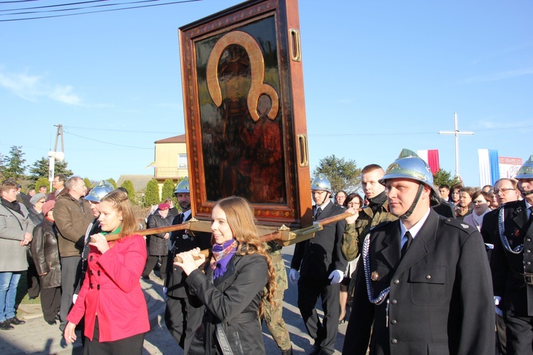 Powitanie ikony MB Częstochowskiej w Pacynie