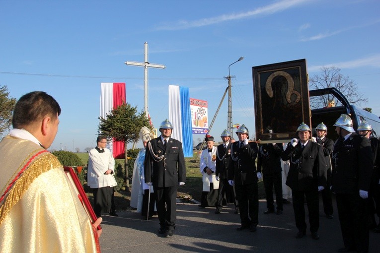 Powitanie ikony MB Częstochowskiej w Pacynie