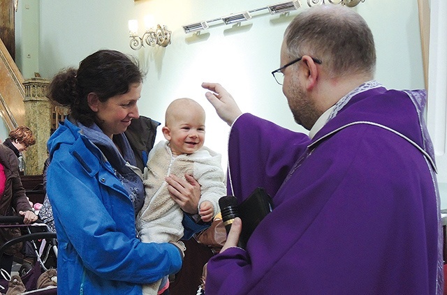 ◄	Po raz trzeci cieszyńskie mamy i ich maluchy uczestniczyły w wielkopostnych rekolekcjach w kościele św. Marii Magdaleny. 