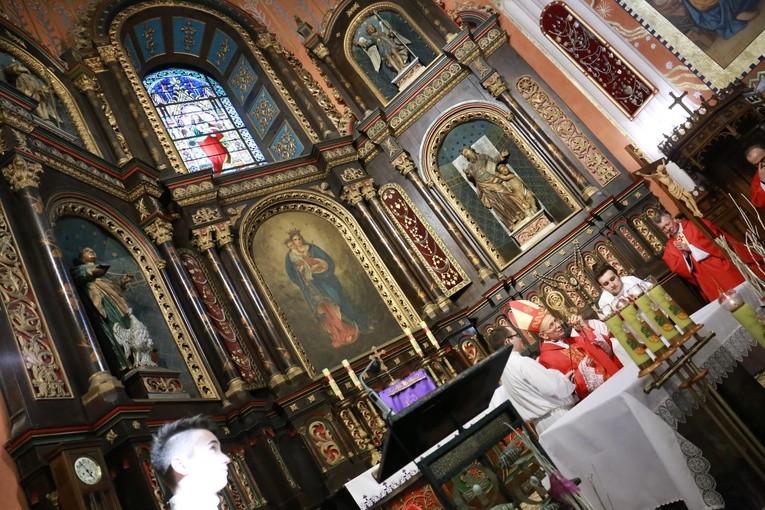 Bierzmowanie w Wierzchosławicach