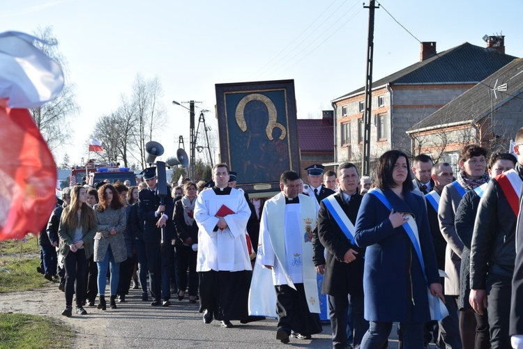 Powitanie ikony MB Częstochowskiej w Osmolinie