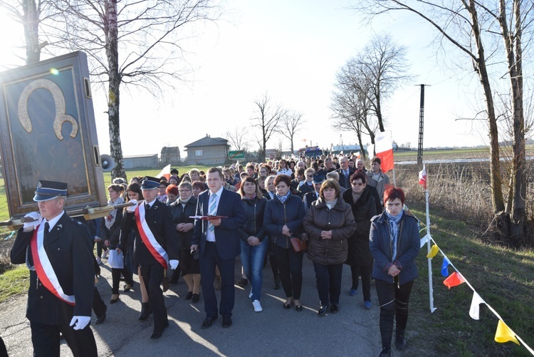 Powitanie ikony MB Częstochowskiej w Osmolinie