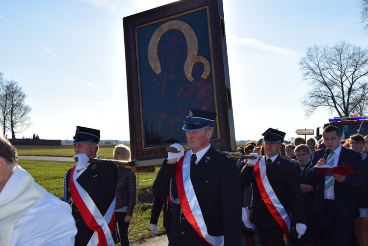 Powitanie ikony MB Częstochowskiej w Osmolinie