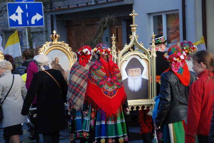 Powitanie ikony MB Częstochowskiej w Kiernozi