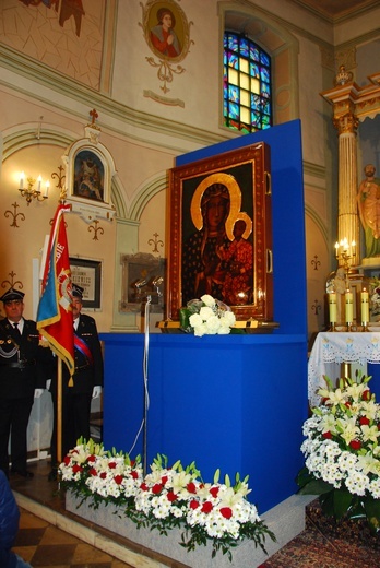 Powitanie ikony MB Częstochowskiej w Kiernozi