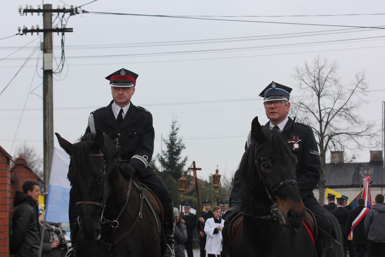 Powitanie ikony MB Częstochowskiej w Kiernozi