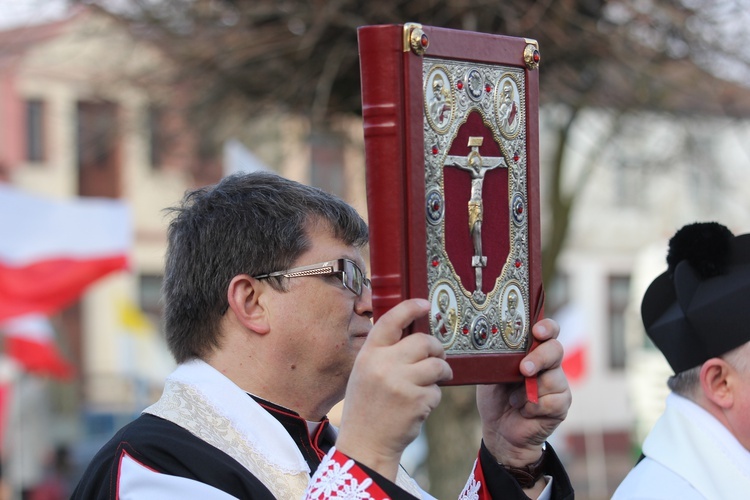 Powitanie ikony MB Częstochowskiej w Kiernozi