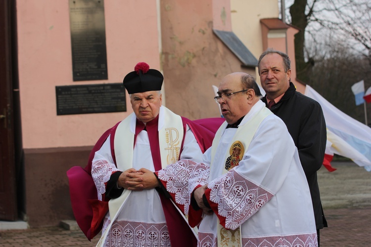 Powitanie ikony MB Częstochowskiej w Kiernozi