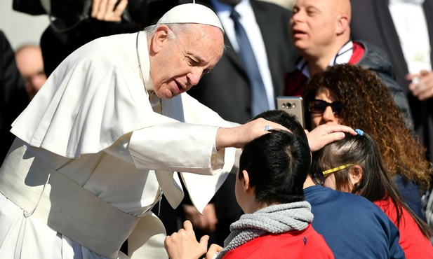 Franciszek: Marzy mi się Kościół....