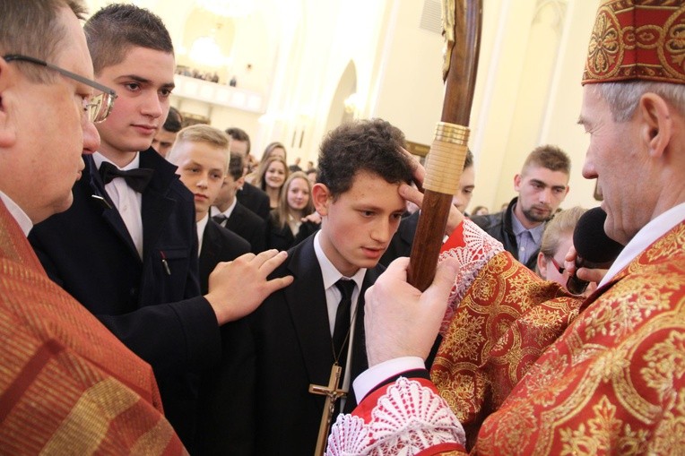 Bierzmowanie w Stróżach