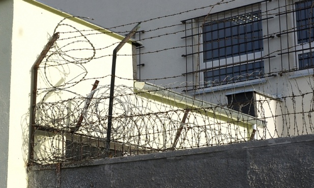Eksperci: kara dożywocia to wyzwanie w obliczu terroryzmu