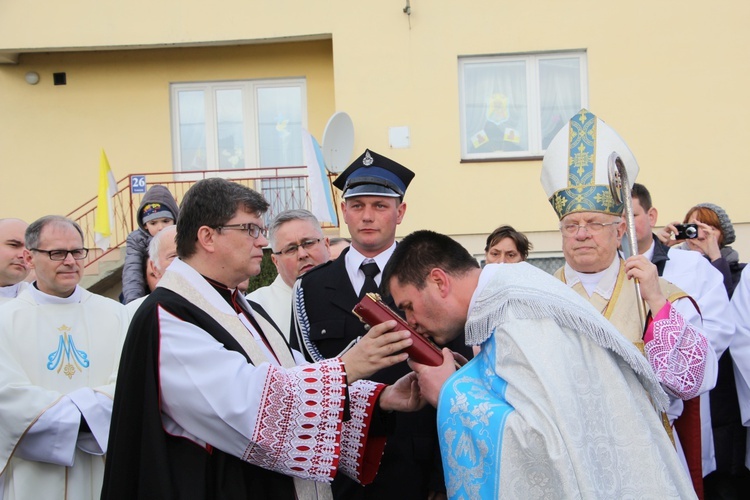 Powitanie ikony MB Częstochowskiej w Luszynie