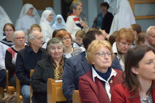 Poświęcenie ikon bł. sióstr w Szymanowie