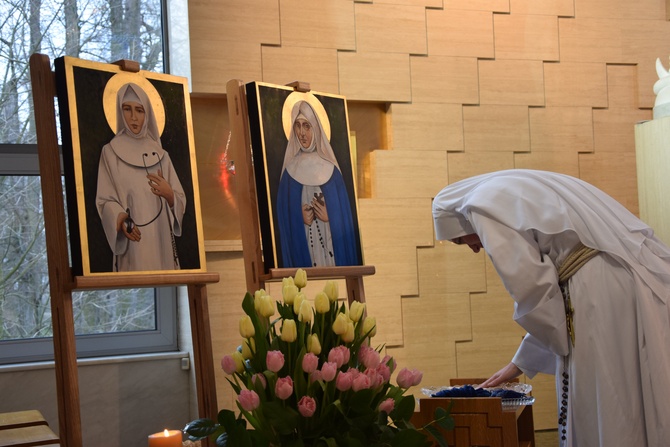 Poświęcenie ikon bł. sióstr w Szymanowie