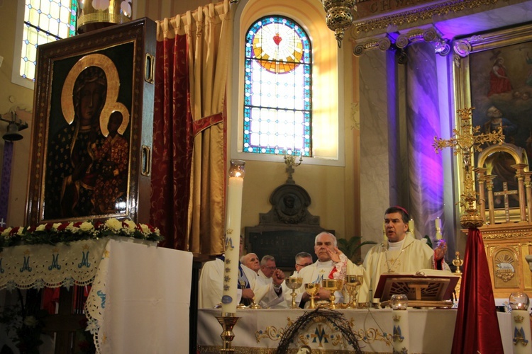 Powitanie ikony MB Częstochowskiej w Żychlinie