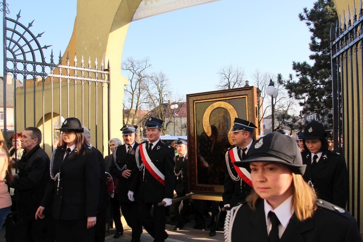 Powitanie ikony MB Częstochowskiej w Żychlinie