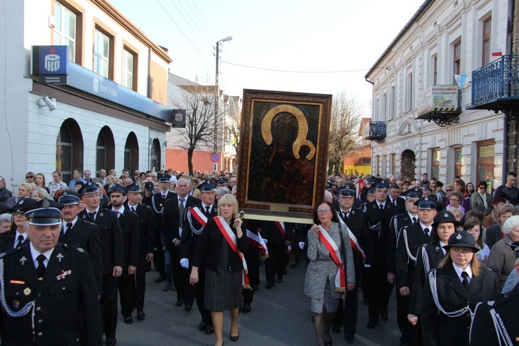 Powitanie ikony MB Częstochowskiej w Żychlinie