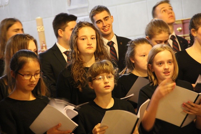 Koncert chórów