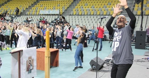 "Przybij piątkę", nadstaw ucha