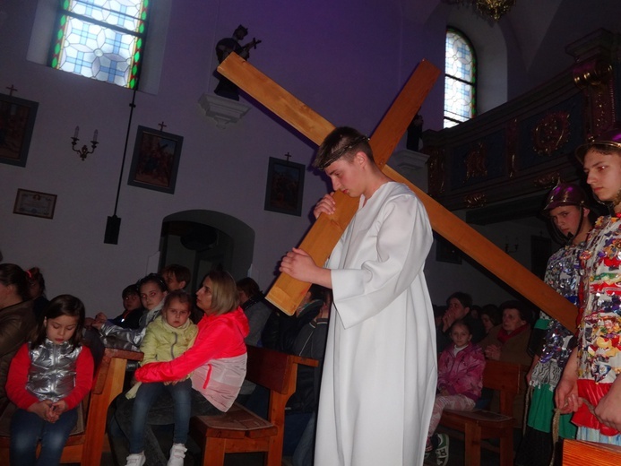 Inscezniowane Drogi Krzyżowe w Olszynach i Lipnicy Wielkiej