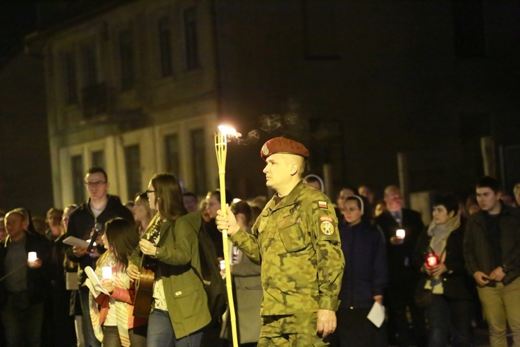 Papieska droga krzyżowa w Dębicy