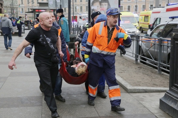 Wybuch w Petersburgu zakwalifikowany przez śledczych jako zamach